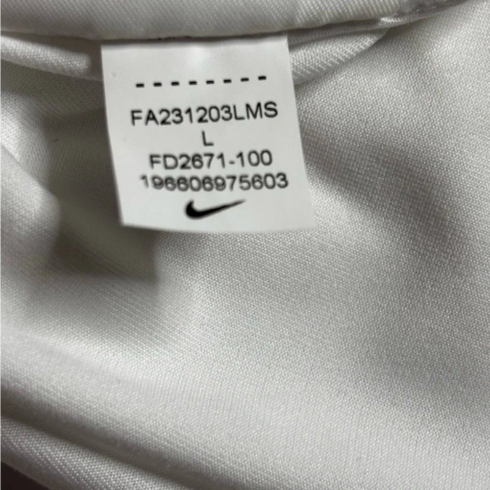 Nike White Chicago Marathon Long Sleeve Shirt
